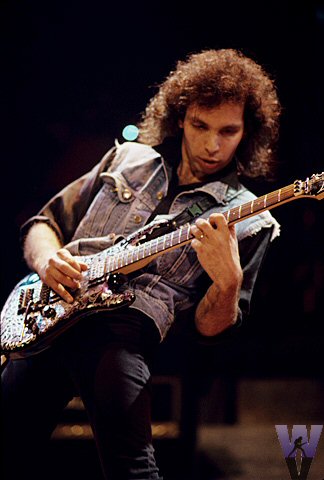 joe-satriani-hair