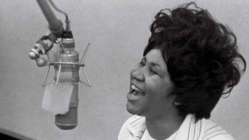aretha mic